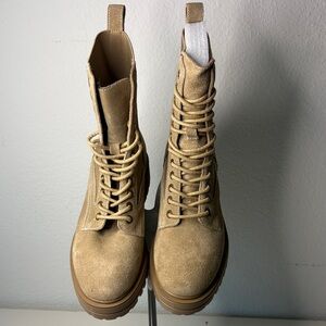 Steve Madden Tan Lace Up Boots